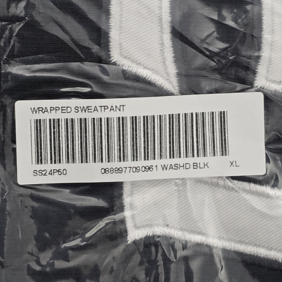 Supreme Black Sweatpants - Picture 7 of 7